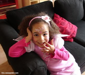 04.03.2011: Diana (4) viert Carnaval in Wringersgat (Rijen) als Carnavalsprinses. Klik voor groter.